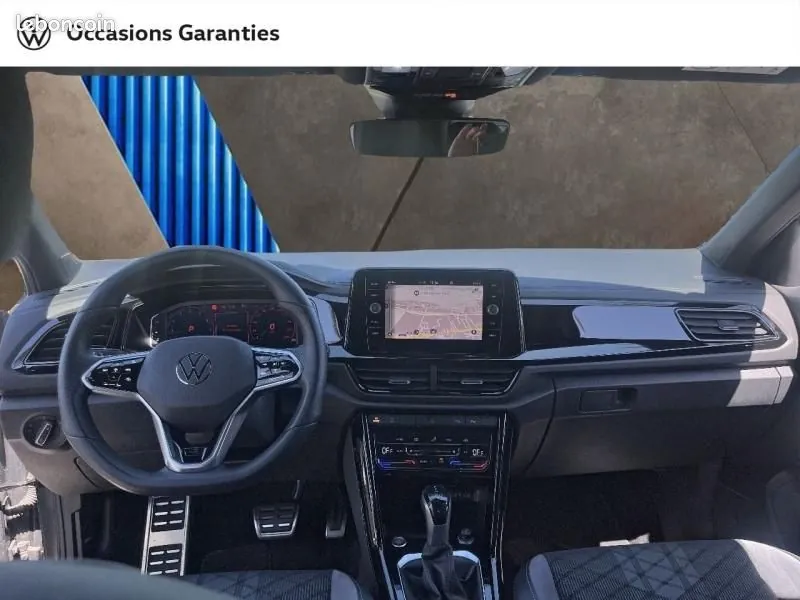 Volkswagen T-Roc 2023 photo 3