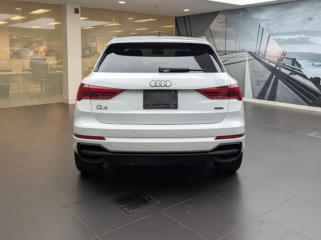 Audi Q3 2024 photo 4