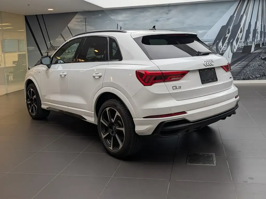 Audi Q3 2024 photo 5