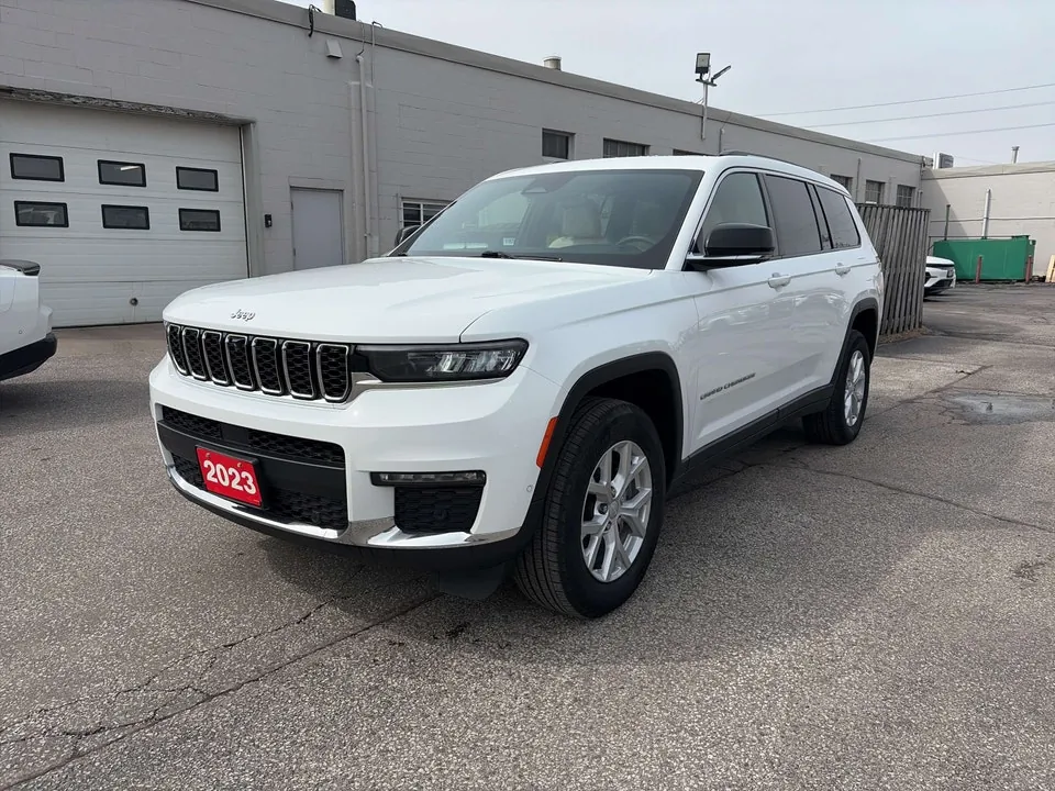 Jeep Grand Cherokee 2023 photo 3