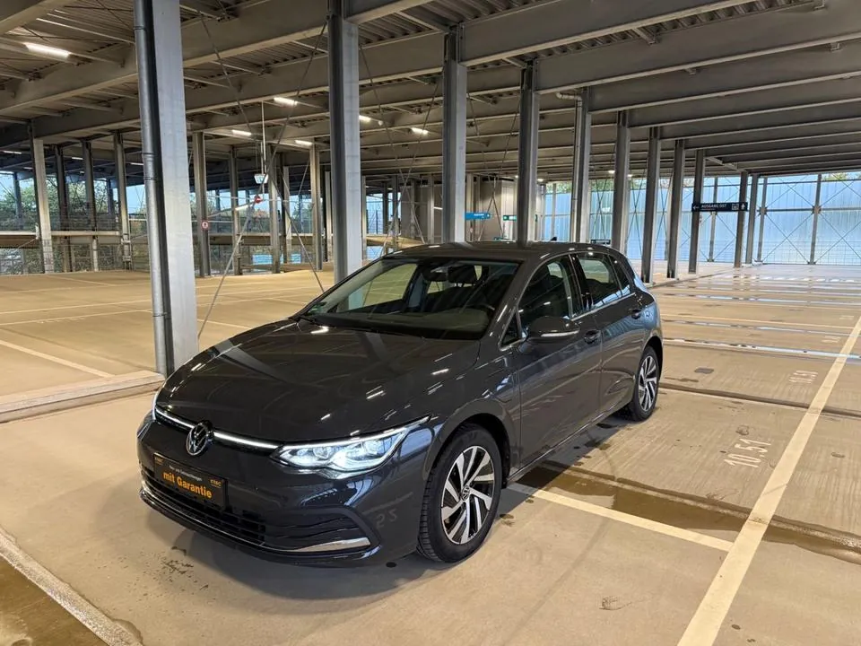 Volkswagen Golf Viii