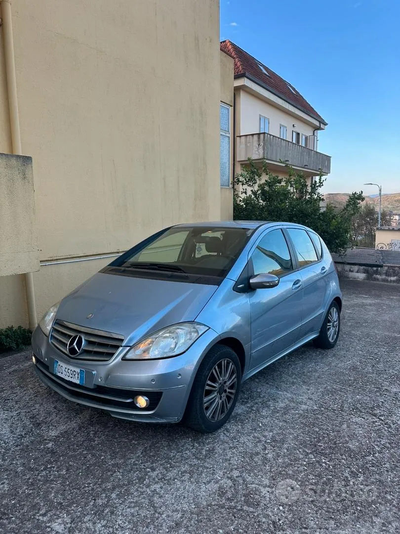 Mercedes-Benz A-Class 2009 photo 3