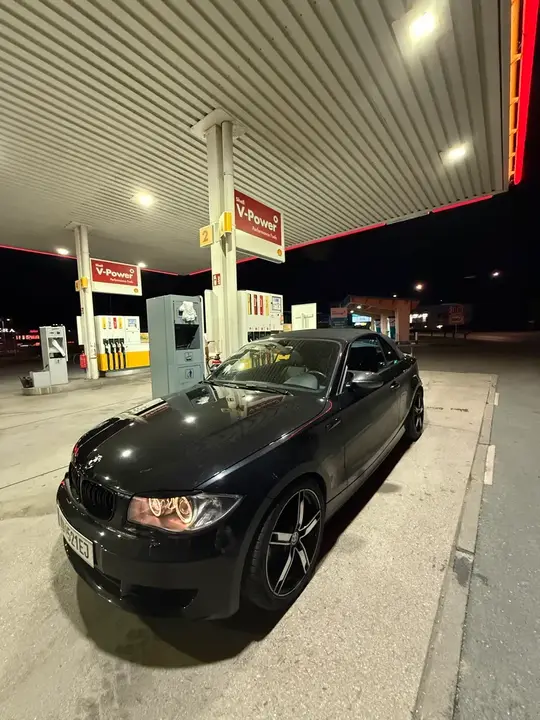 BMW 1 Series 2008 photo 2