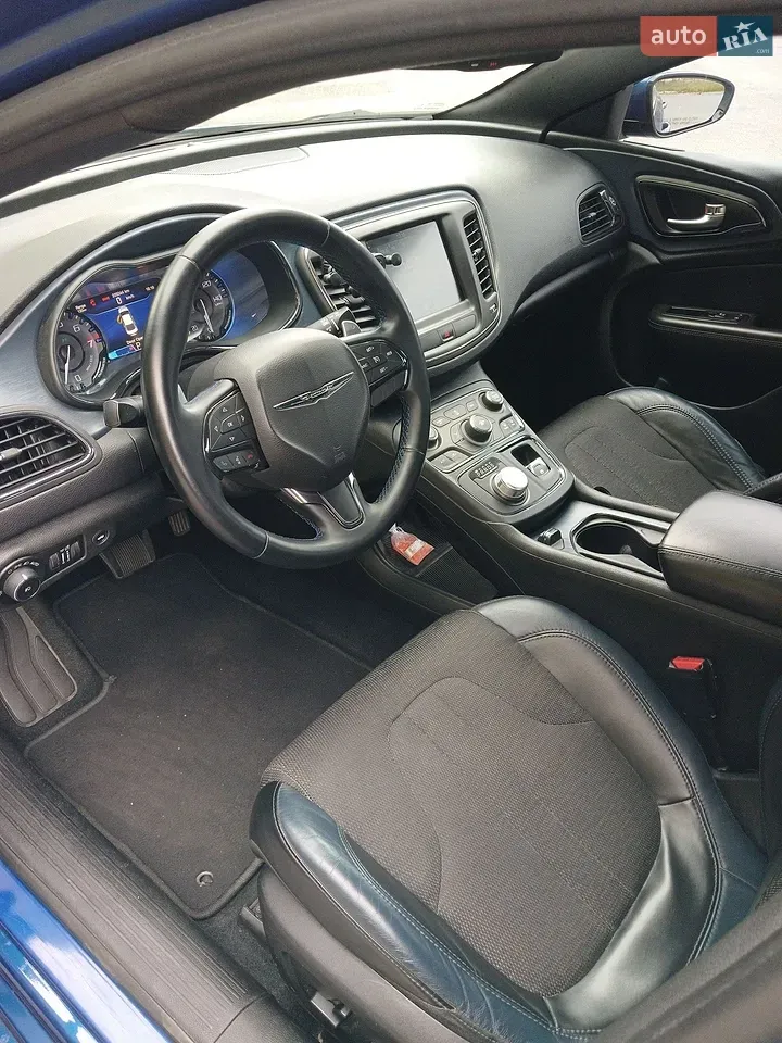Chrysler 200 2015 photo 5