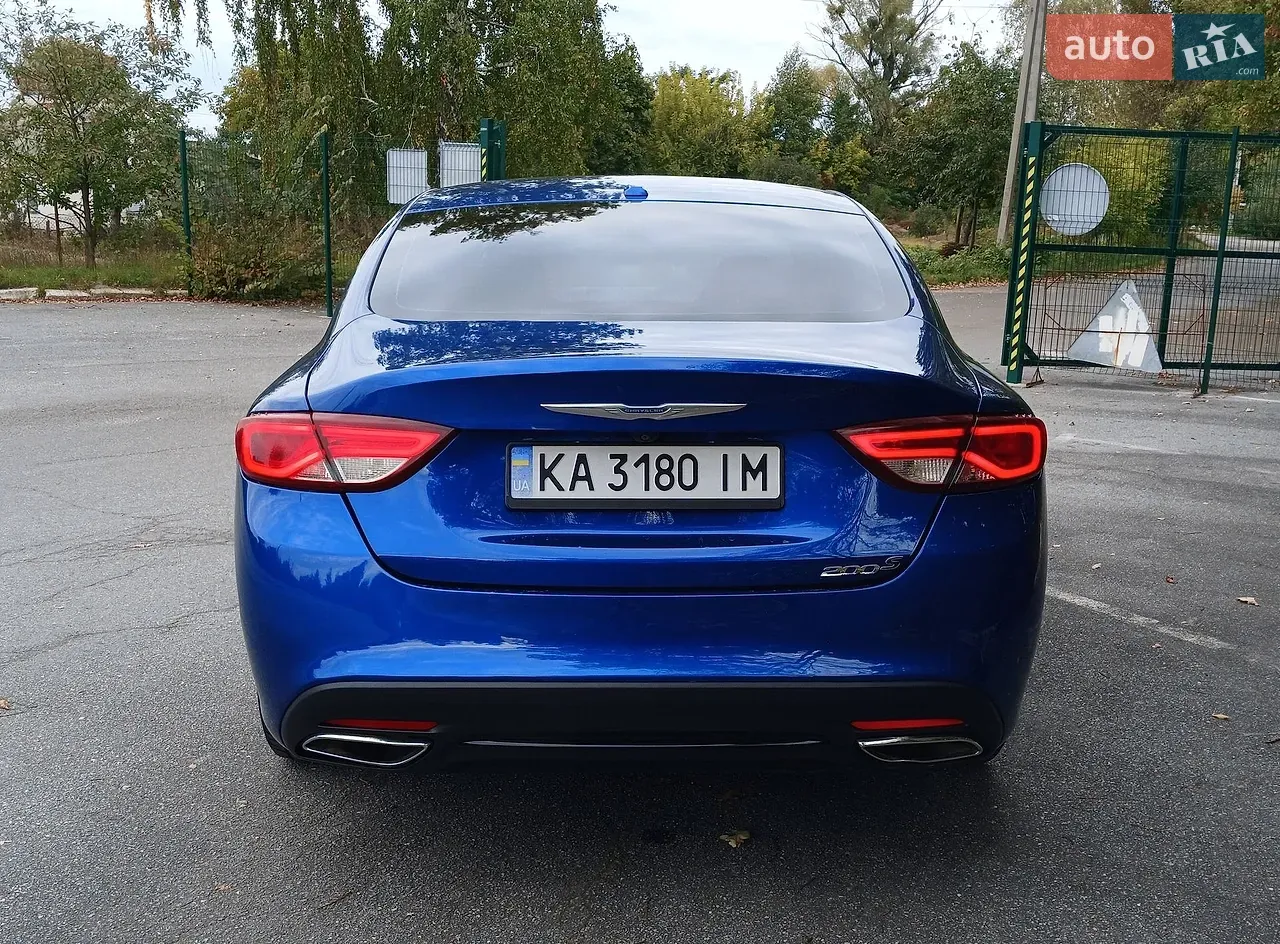 Chrysler 200 2015 photo 4