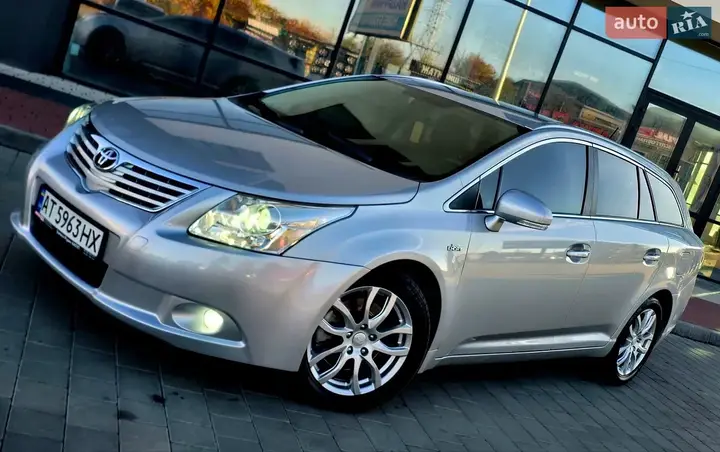 Toyota Avensis 2010 photo 5