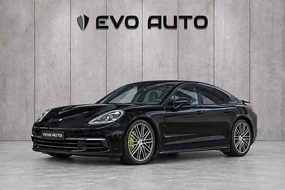 Porsche Panamera 4S