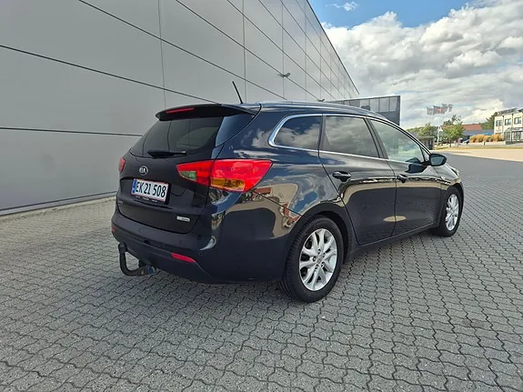Kia Ceed 2015 photo 4