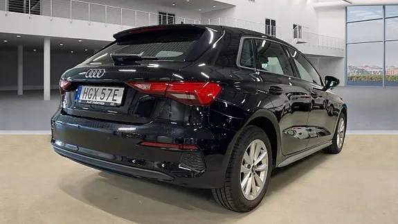 Audi A3 2023 photo 3