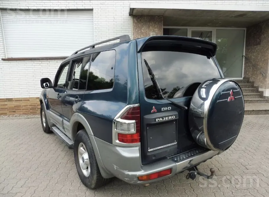 Mitsubishi Pajero 2004 photo 4