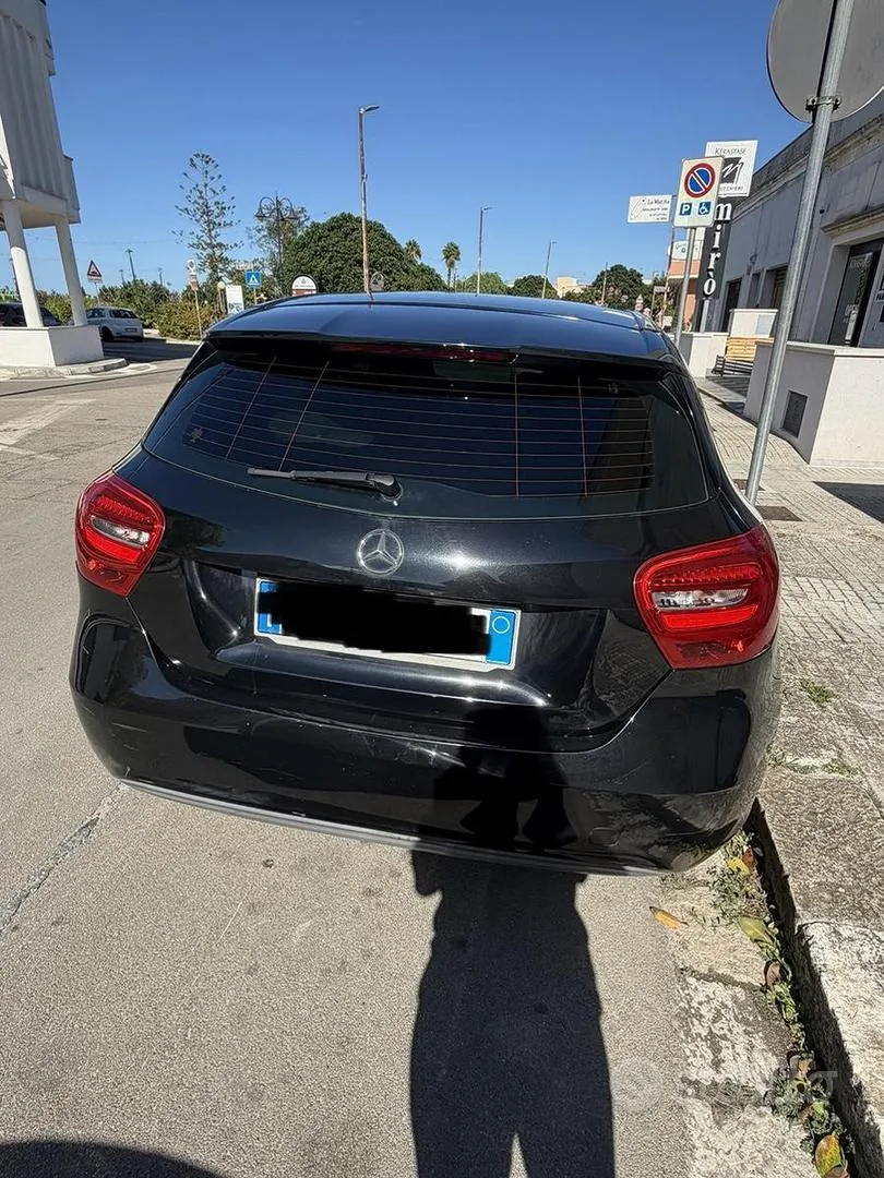 Mercedes-Benz A-Class 2017 photo 2