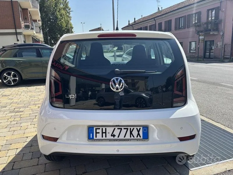 Volkswagen Up 2017 photo 4
