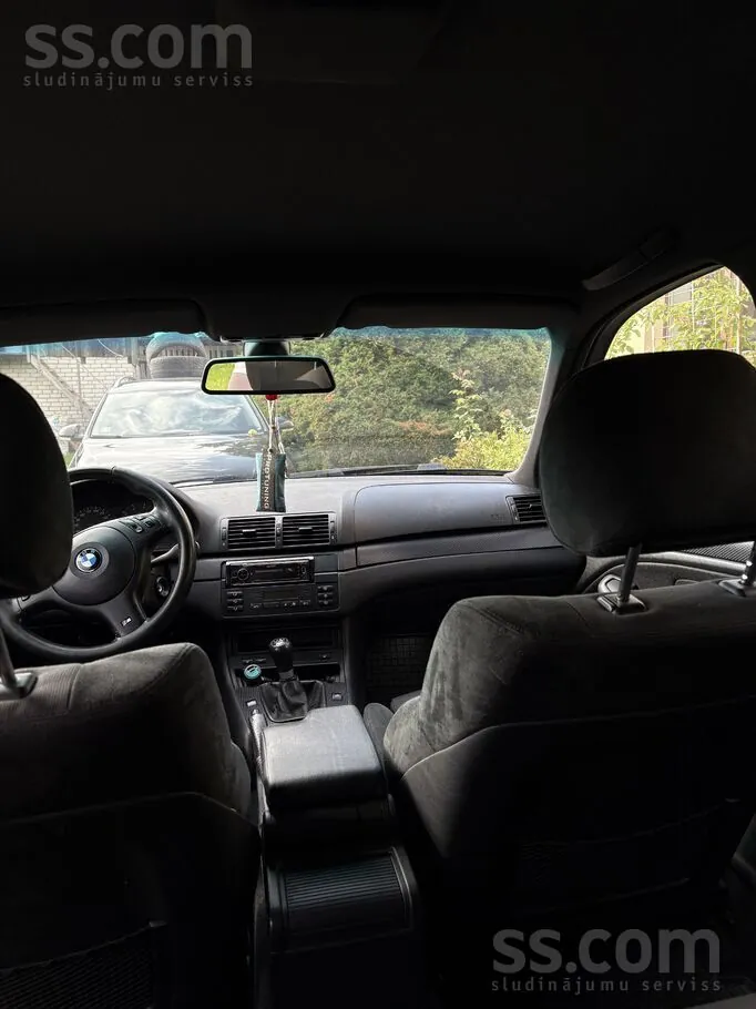 BMW 320 2003 photo 3