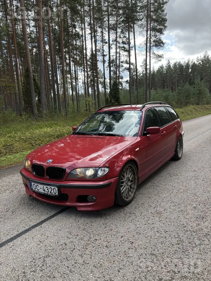 BMW 320 2003 photo 2