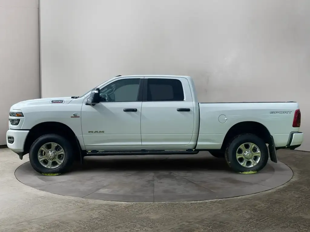 Ram 3500 2026 photo 2