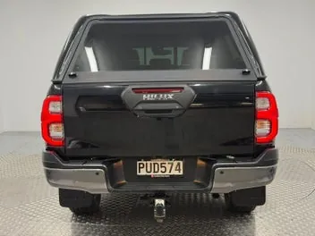 Toyota Hilux 2023 photo 5