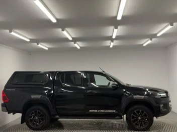 Toyota Hilux 2023 photo 3