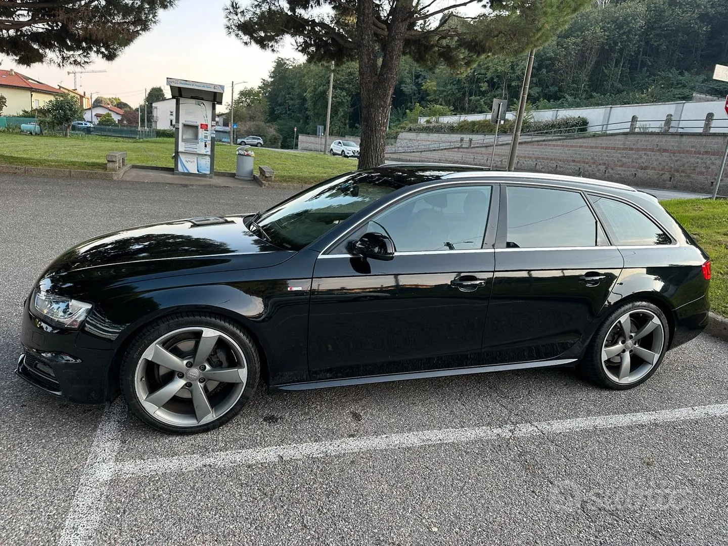 Audi A4 2015 photo 3