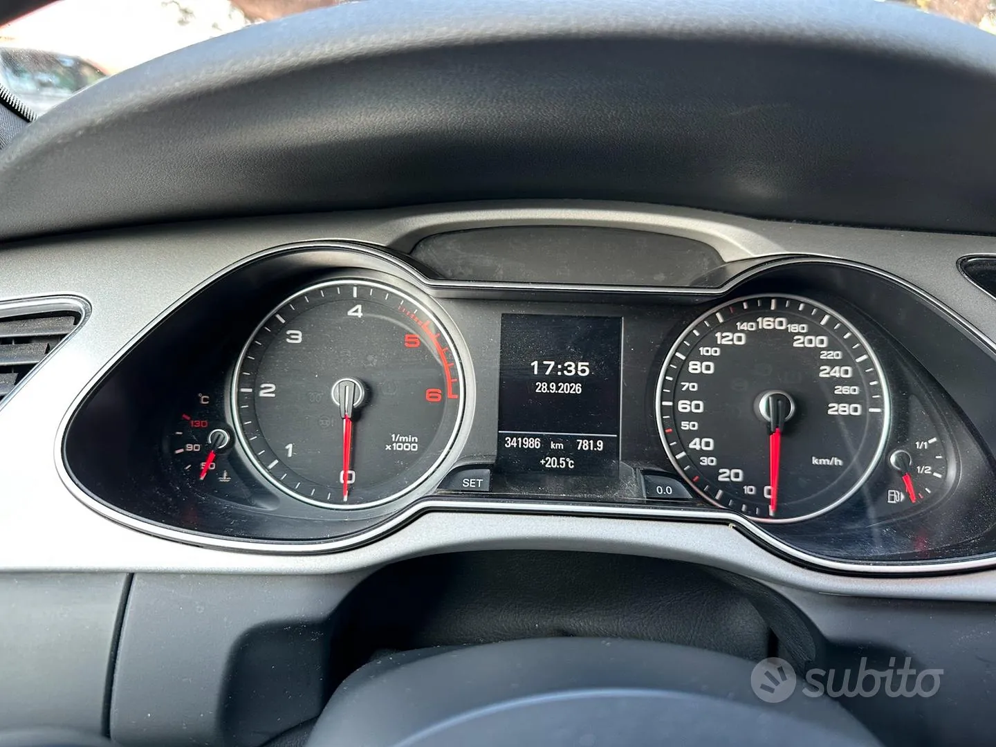 Audi A4 2015 photo 5