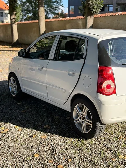 Kia Picanto 2008 photo 4