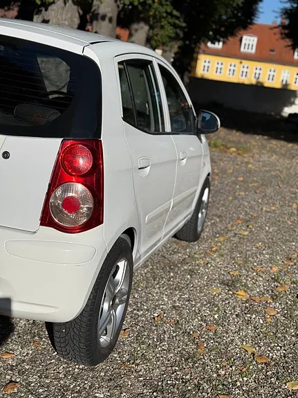 Kia Picanto 2008 photo 3