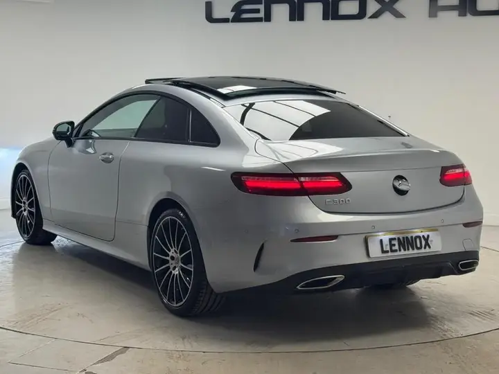 Mercedes-Benz E-Class 2021 photo 4