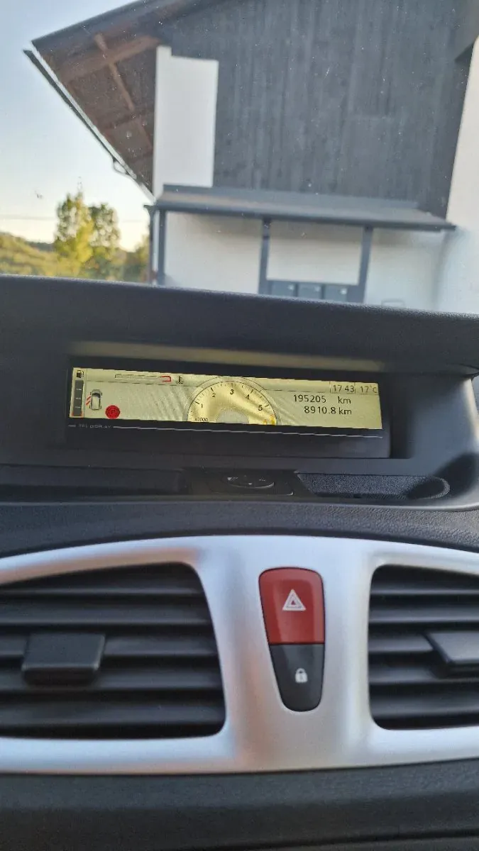 Renault Scenic 2009 photo 3