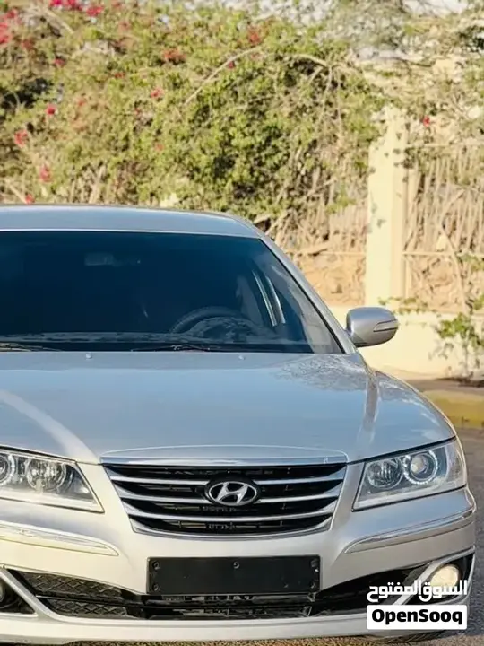 Hyundai Azera 2010 photo 3