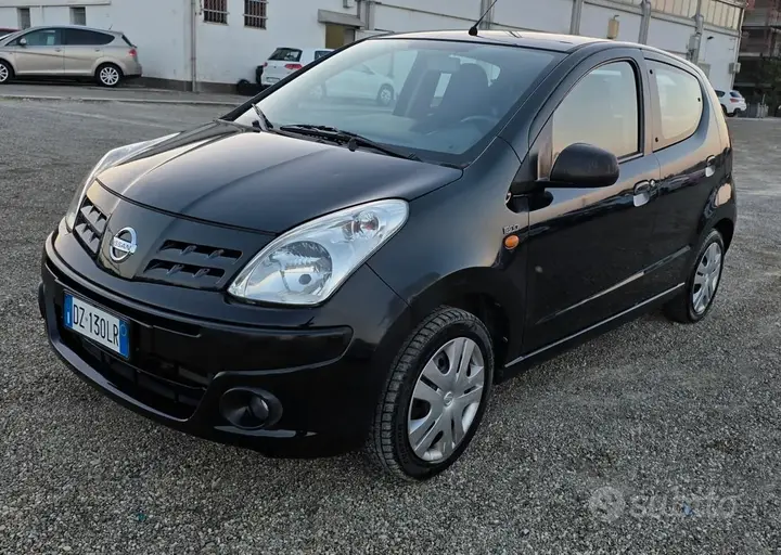Nissan Pixo 2010 photo 2