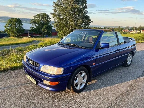 Ford Escort 1994 photo 2