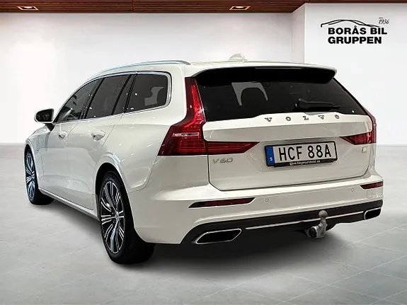 Volvo V60 2022 photo 2