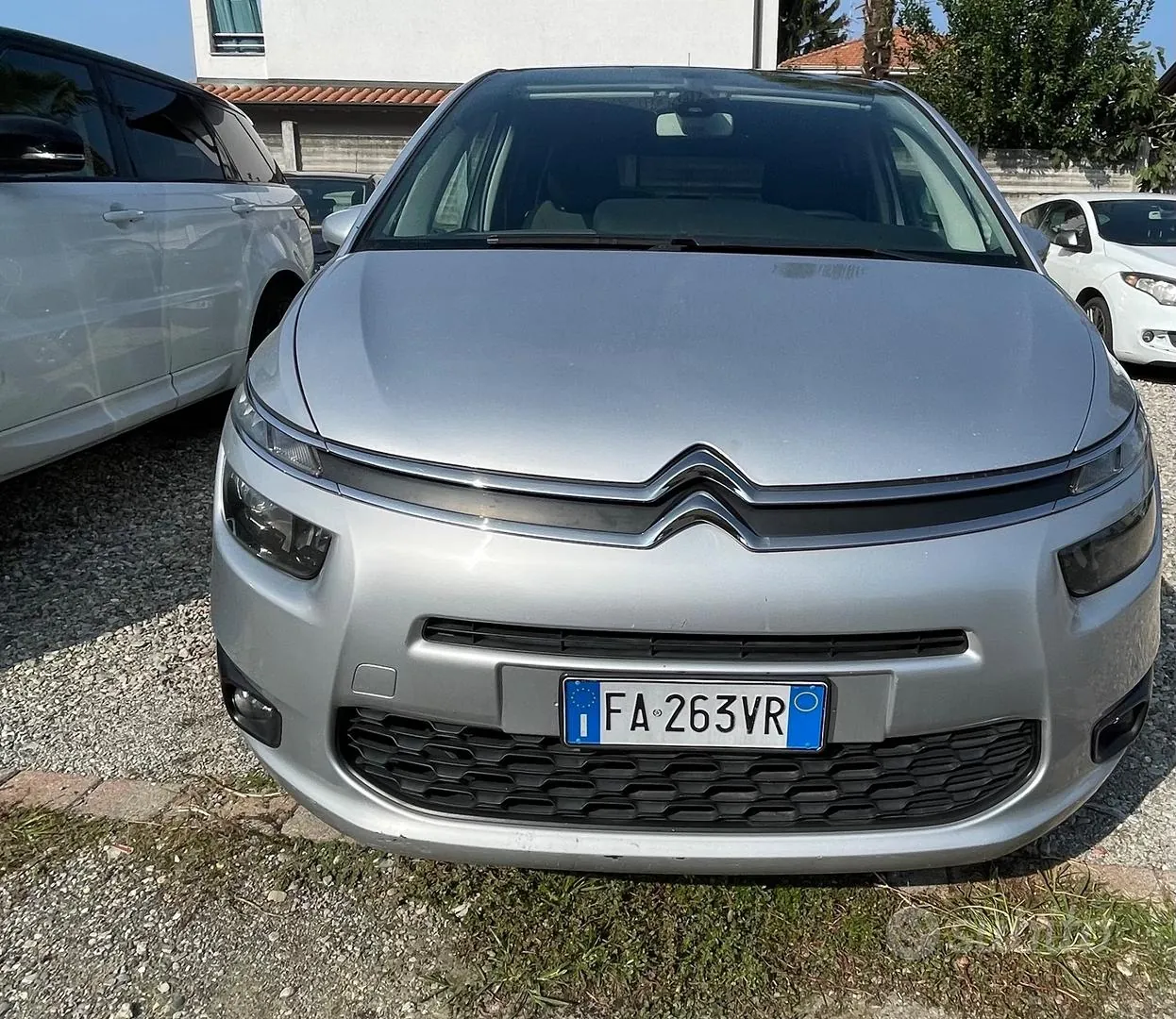 Citroen Grand C4 Picasso 2015 photo 2