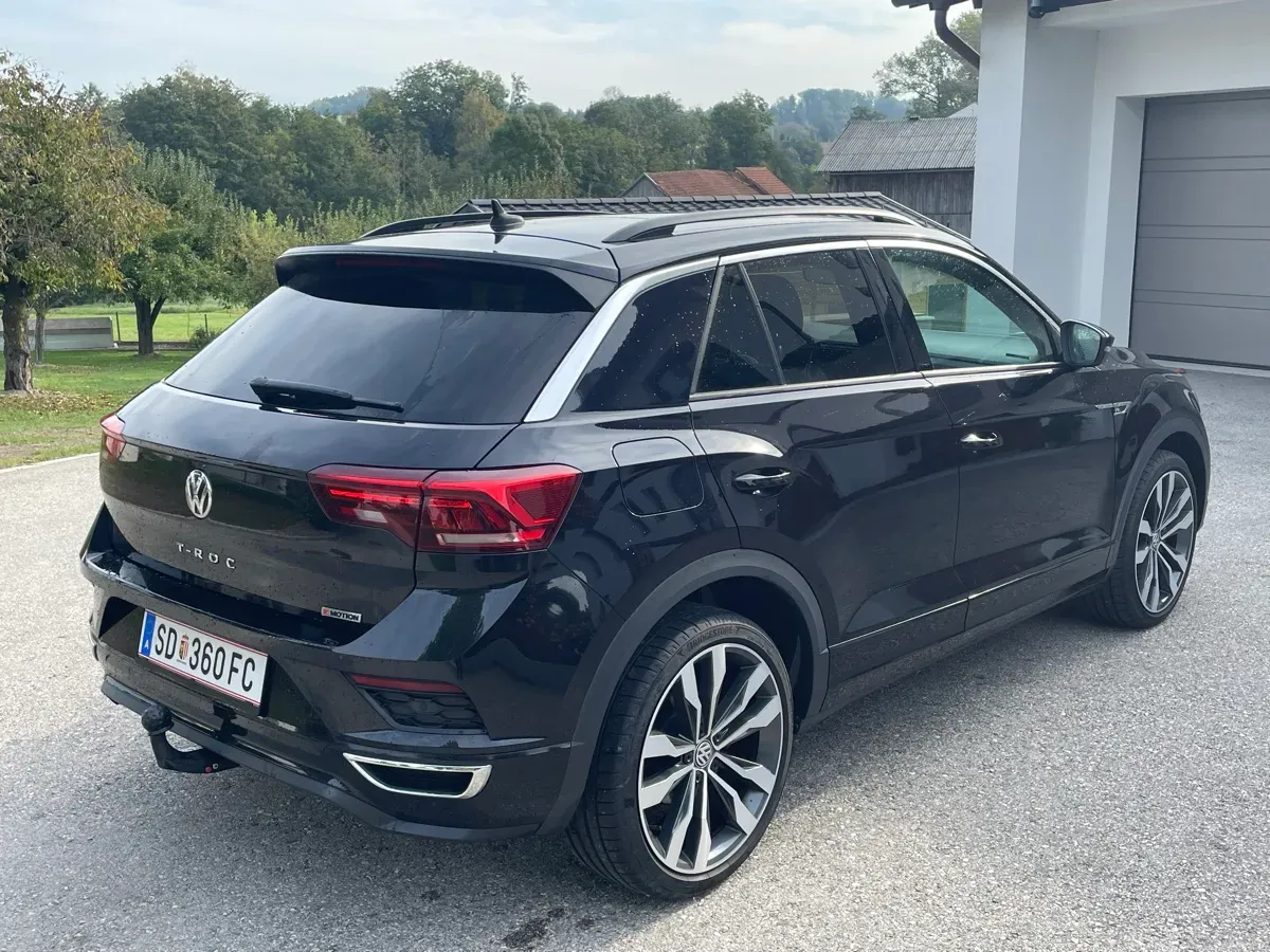 Volkswagen T-Roc 2020 photo 2