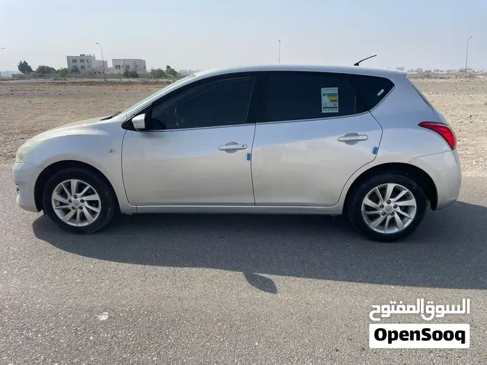 Nissan Tiida 2016 photo 2