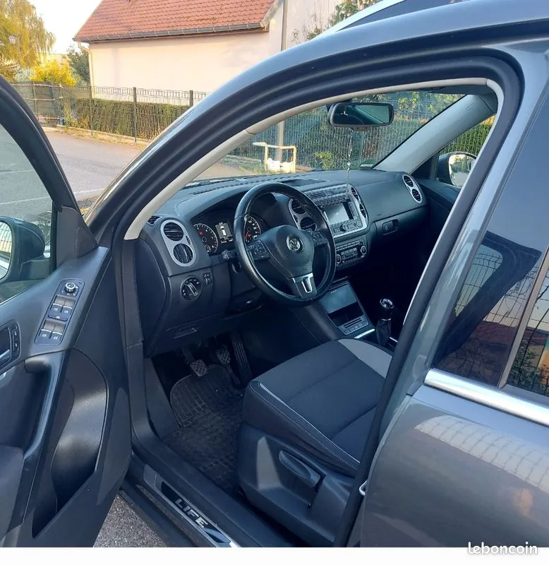Volkswagen Tiguan 2013 photo 2