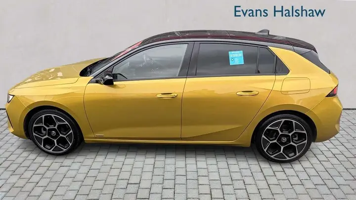 Vauxhall Astra 2023 photo 4