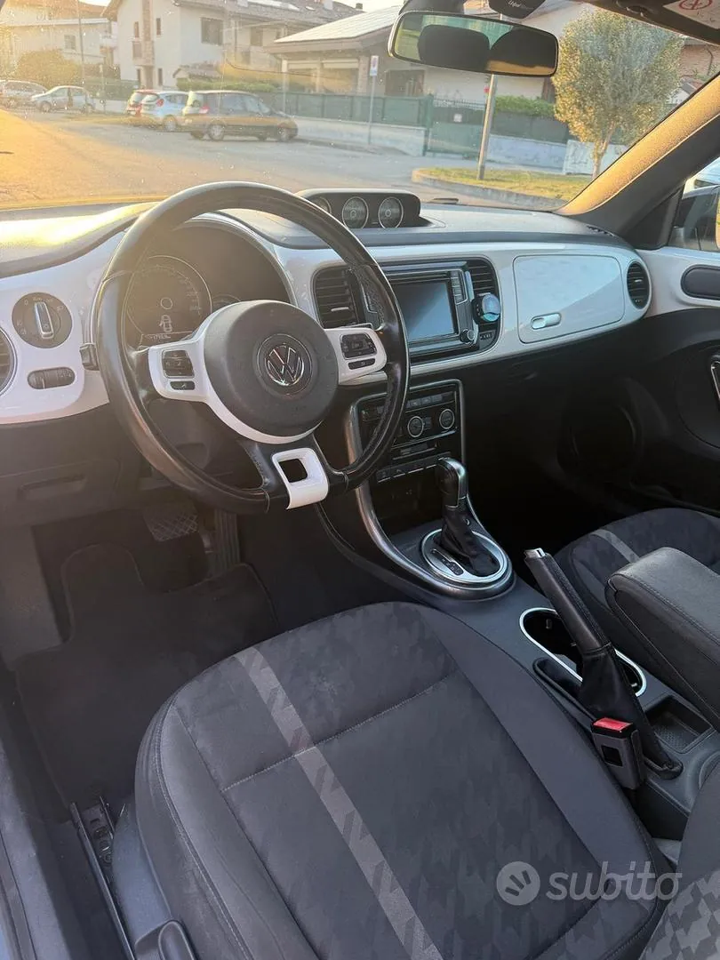 Volkswagen Beetle 2017 photo 5