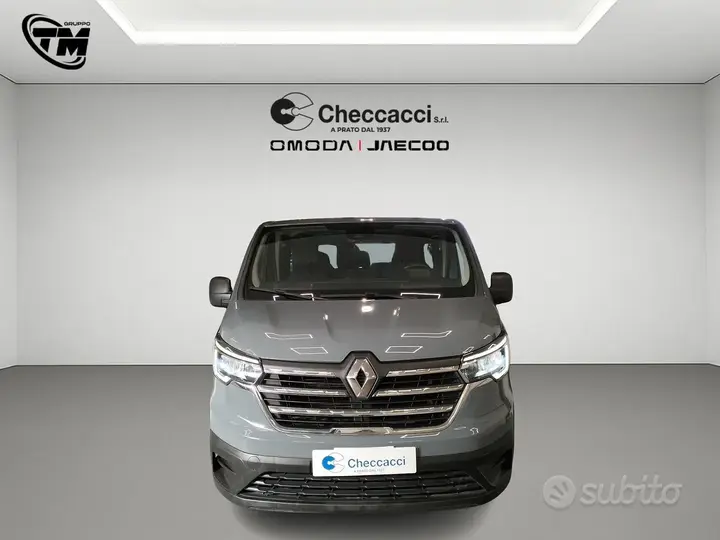 Renault Trafic 2023 photo 3