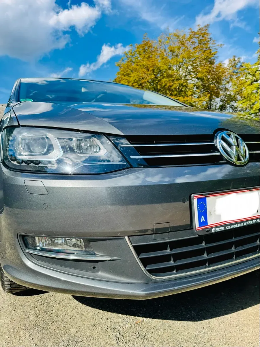 Volkswagen Sharan 2013 photo 2