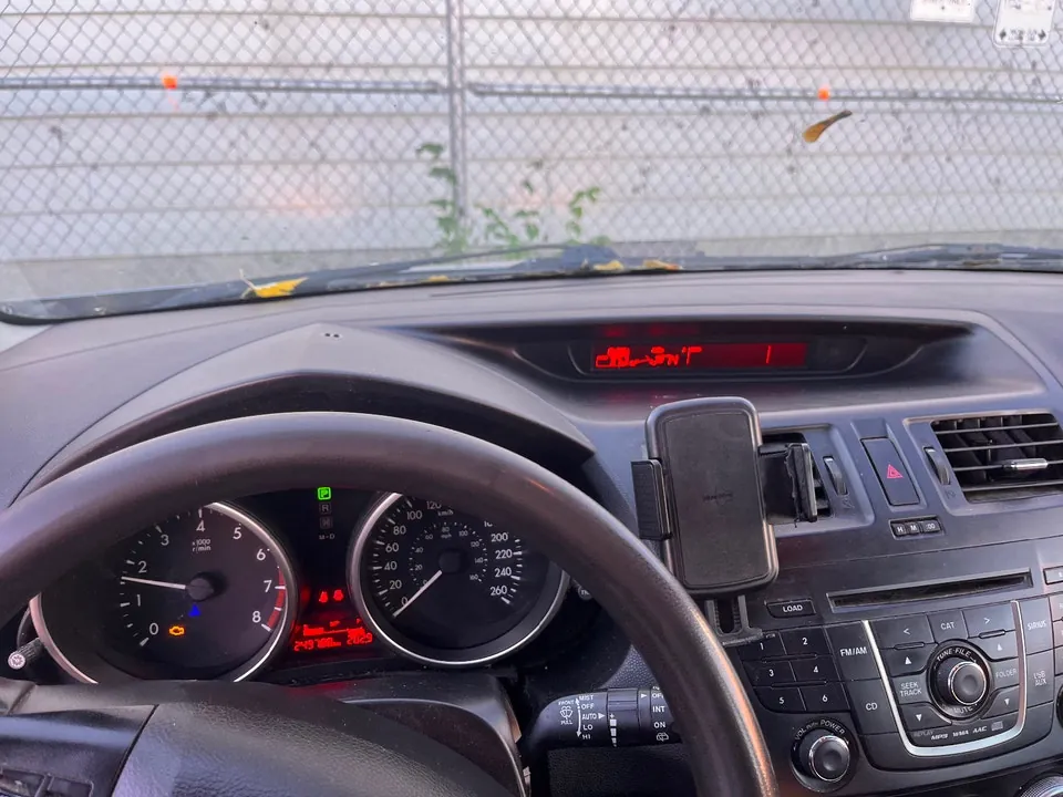 Mazda 5 2014 photo 5