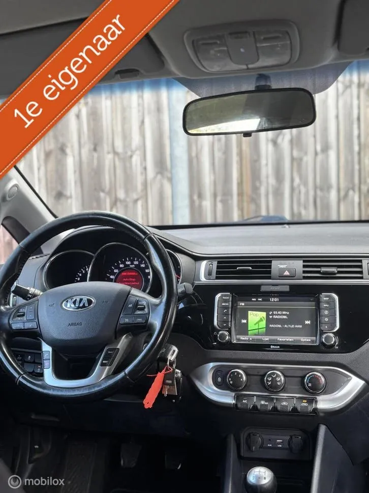 Kia Rio 2015 photo 2