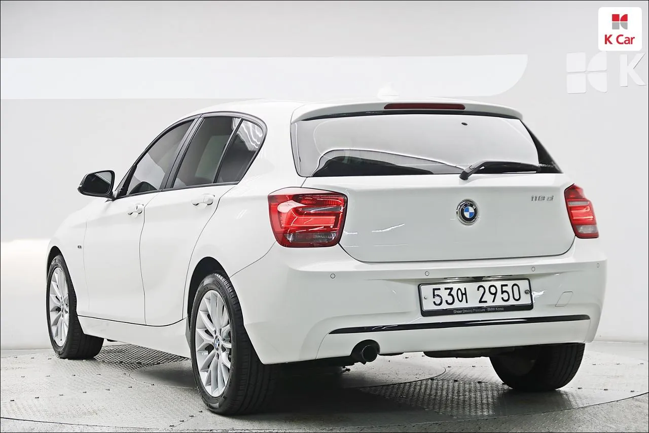 BMW 1 Series 2015 photo 2
