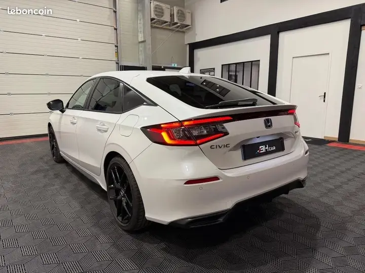 Honda Civic 2025 photo 5