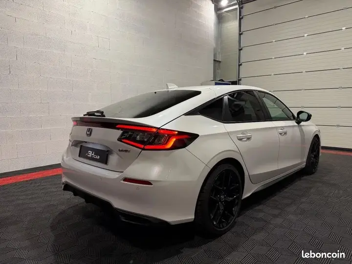 Honda Civic 2025 photo 3