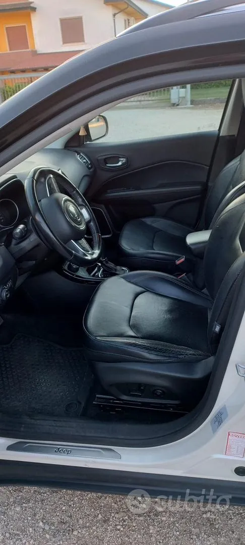 Jeep Compass 2018 photo 3