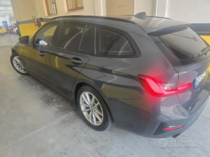 BMW 318 2020 photo 4