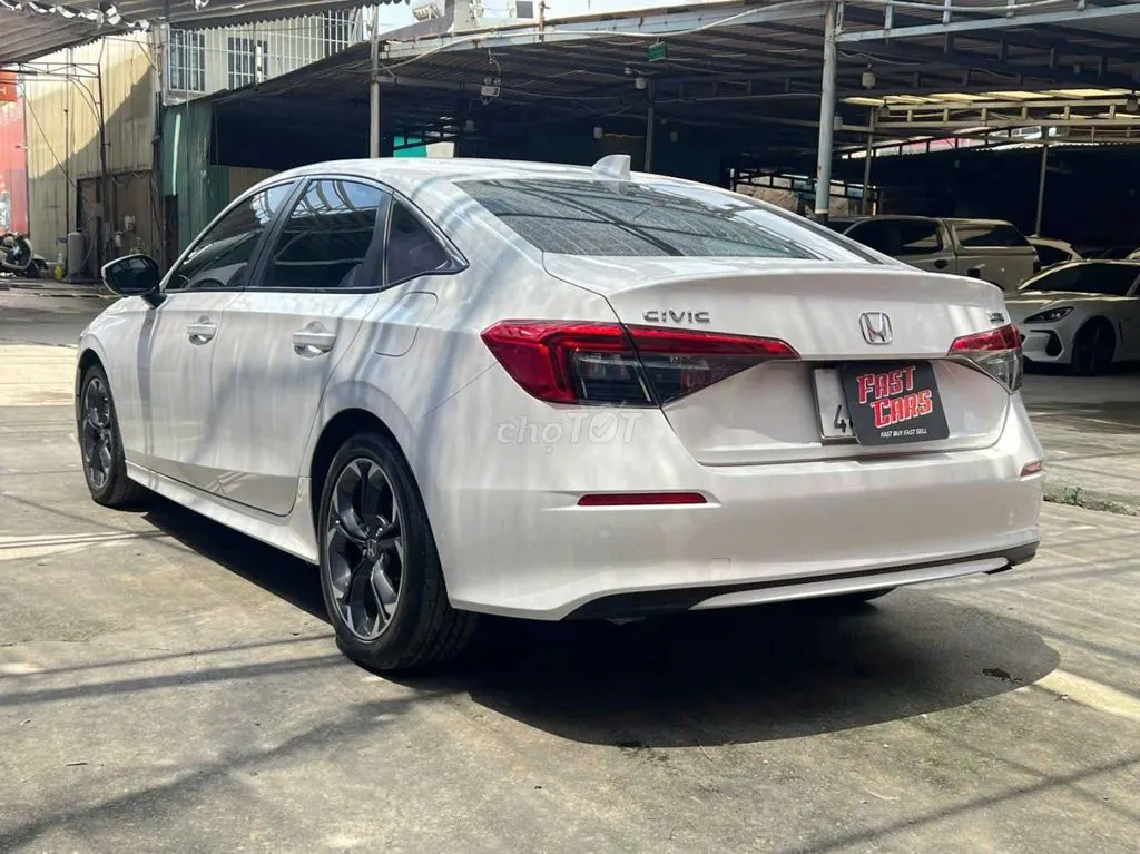 Honda Civic 2022 photo 4
