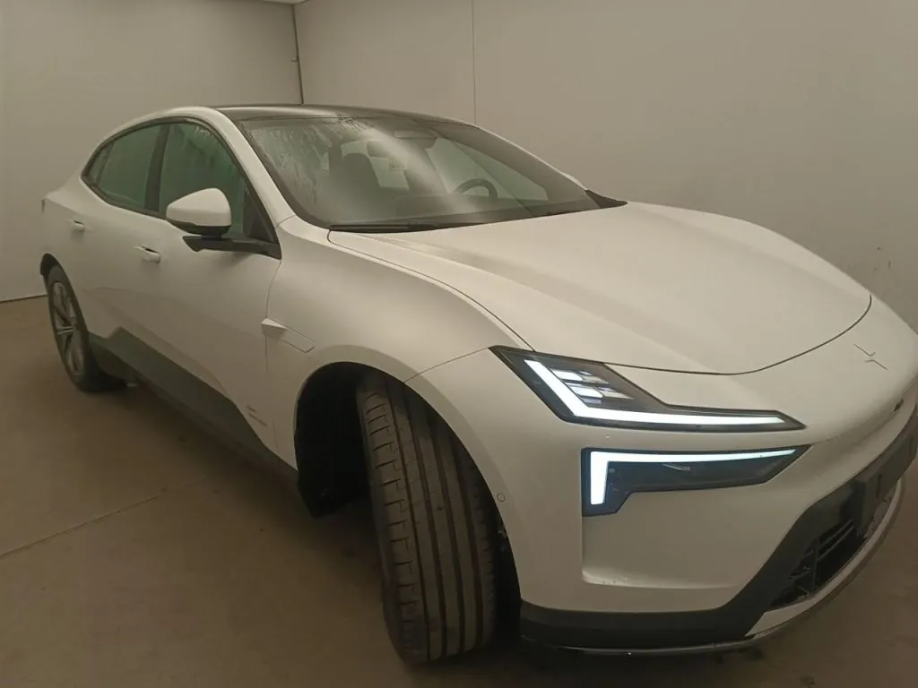Polestar 4
