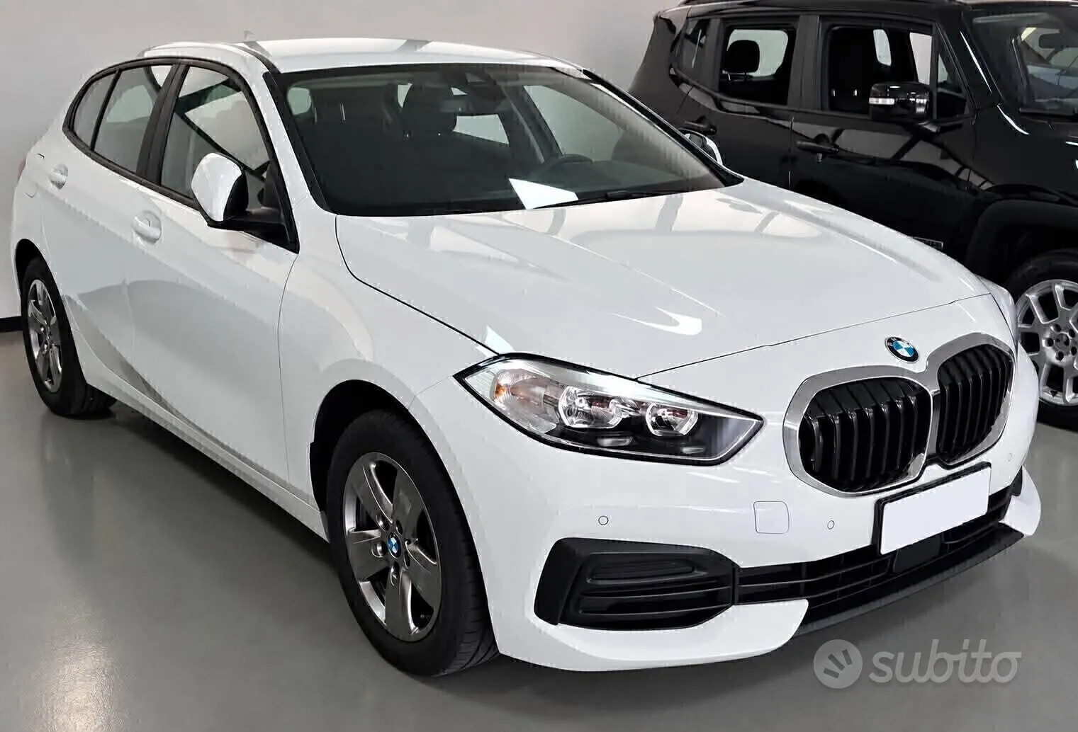 BMW 1 Series 2023 photo 2