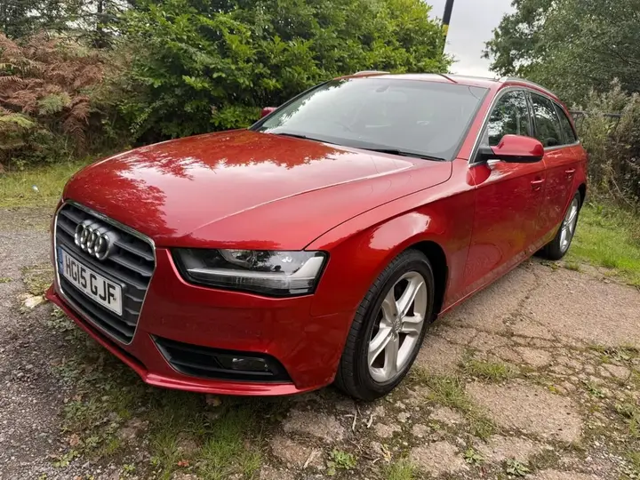 Audi A4 Avant 2015 photo 2